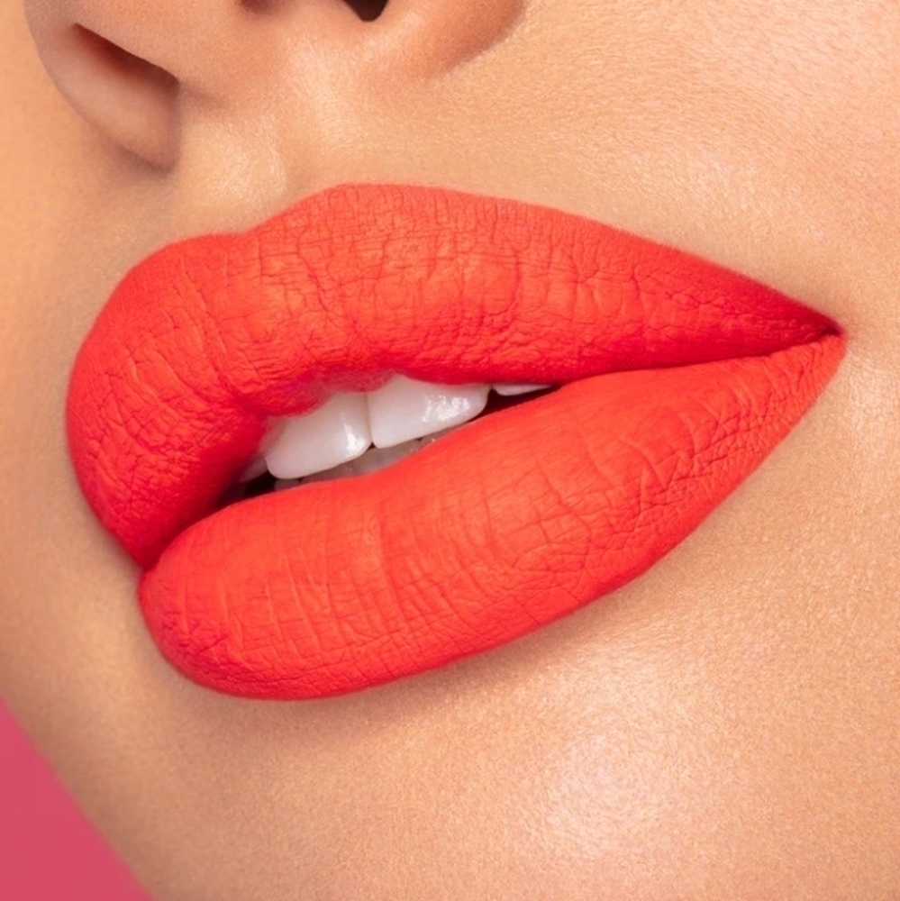 BRAND NEW IN BOX JACLYN COSMETICS POUTSPOKEN LIQUID LIPSTICK IN "SUGARED"